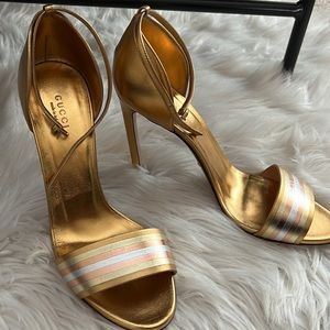 Gold Gucci heels size 39